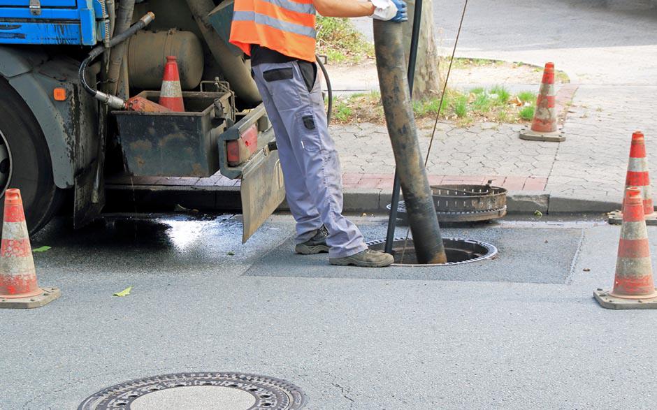 déboucher canalisation eaux usées Houilles